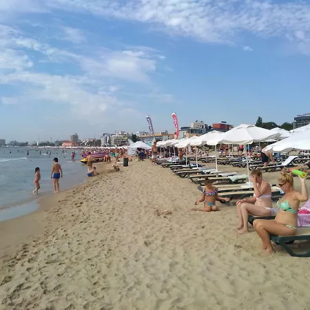 Apartament Private Single Located In Orhid Ford Garden